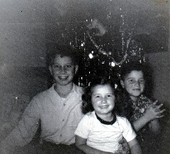 Dan, Becky, David Dorrough; Christmas tree
